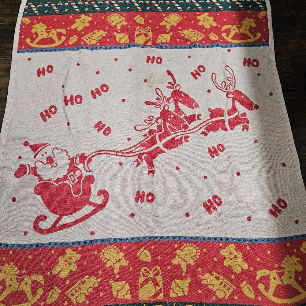 Vintage Christmas Throw